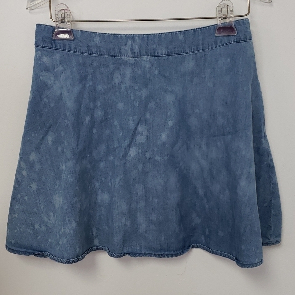 Forever 21 Repurposed Bleached Denim Chambray Skater Mini Skirt M EUC